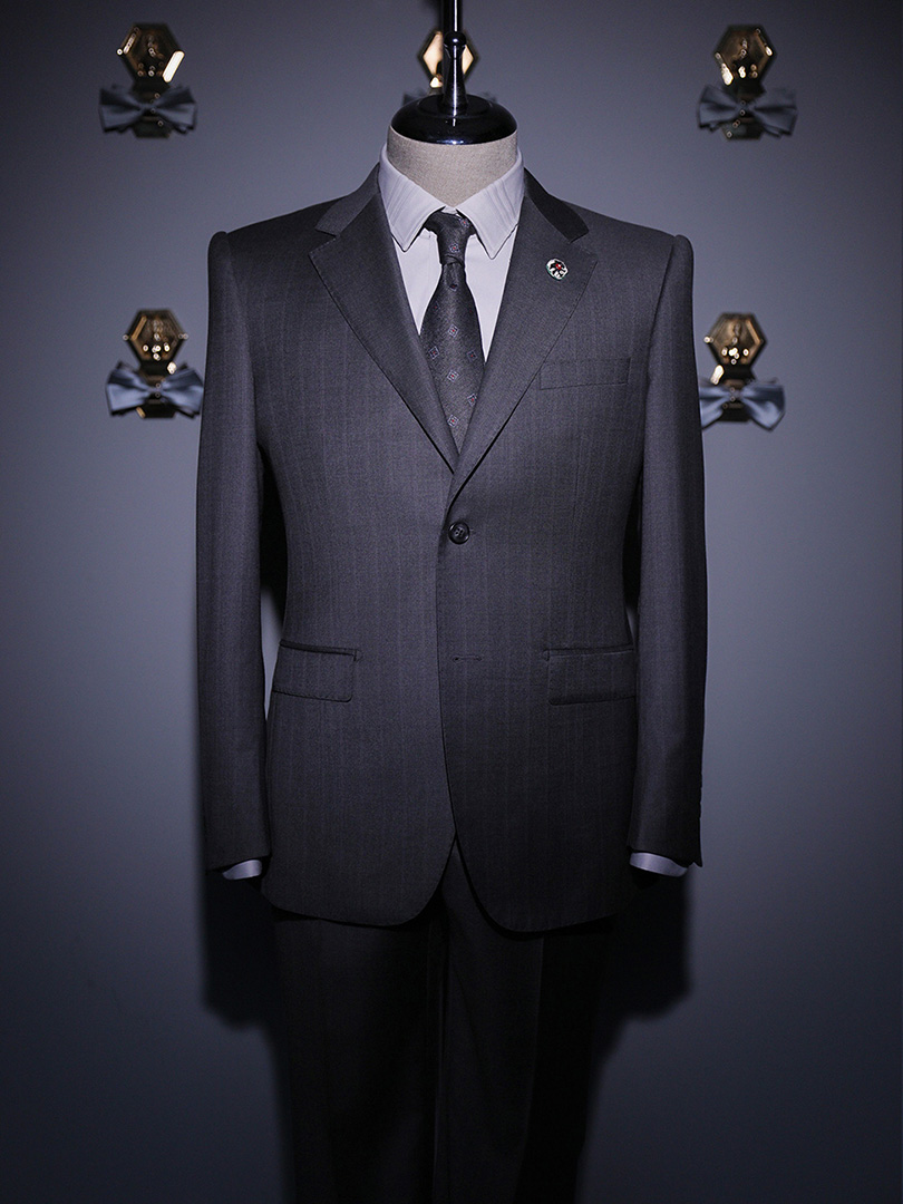 CERRUTI 1881(客件)
